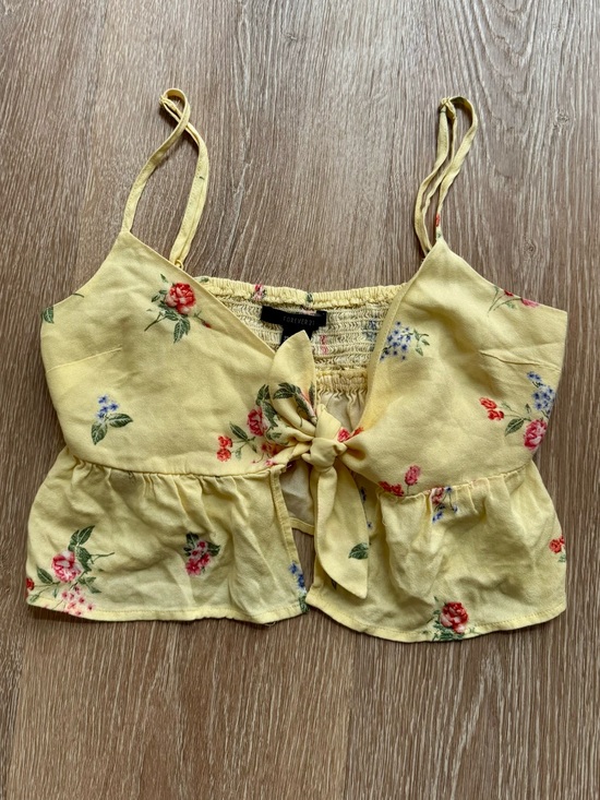 Forever 21 Tops - Forever 21 Yellow Floral Tie-Front Camisole